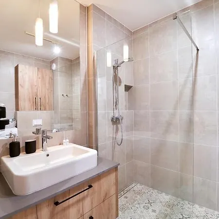 Laguna 43 Z Garazem- Polanica-Zdrój