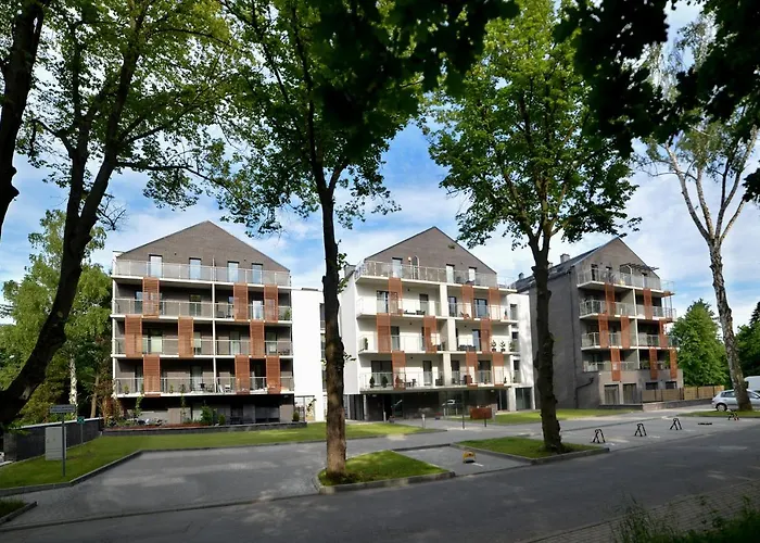 Laguna 43 Z Garazem- *